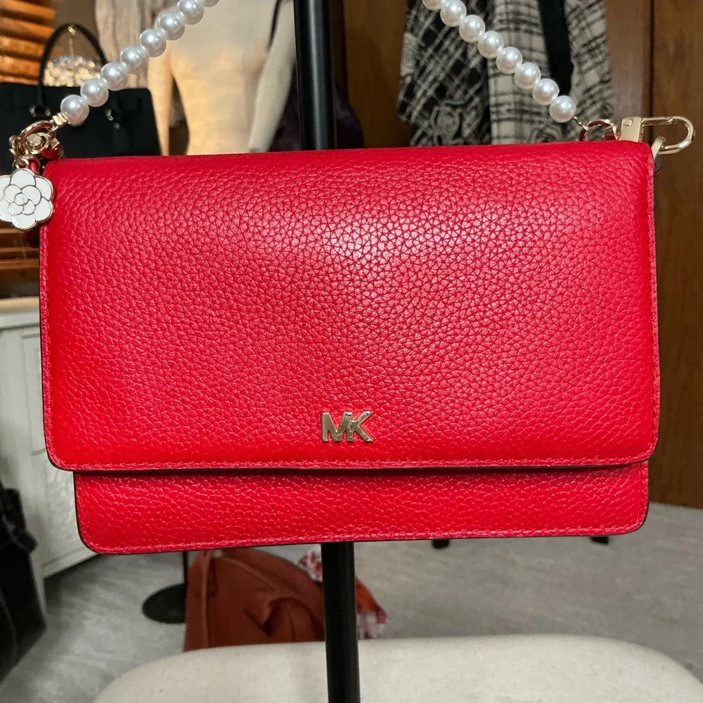 Michael Kors Leather Wallet with removable (Red Braided/Custom Faux Pearl chain - Picture 13 of 14